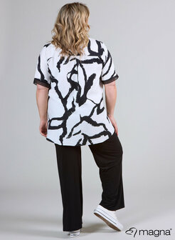 B-2520 White Lines Black Ground U02002