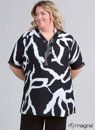 B-2520 White Lines Black Ground U02001